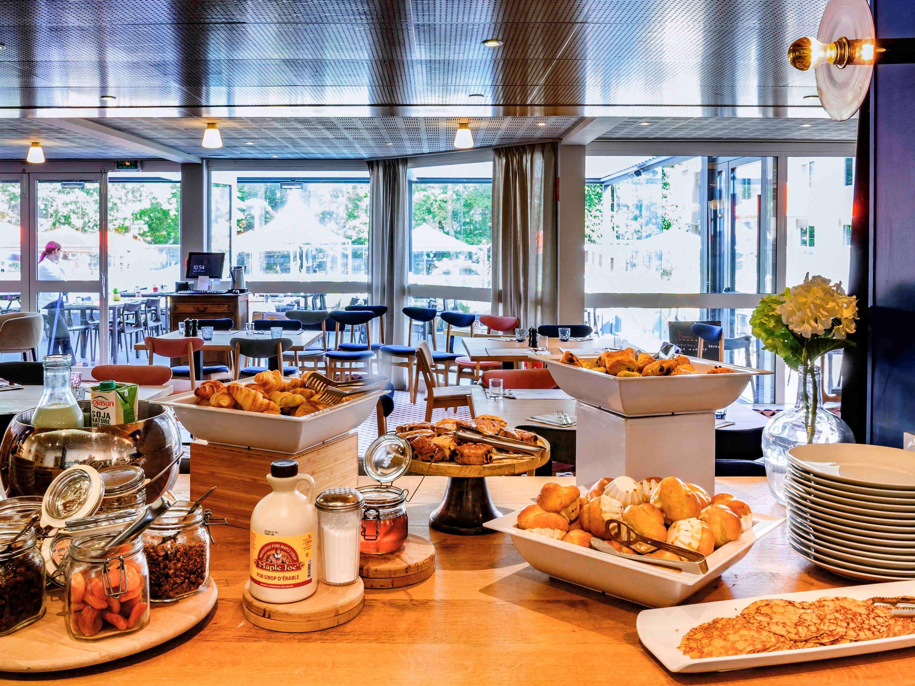 Novotel Sud La Source Hotel 4*