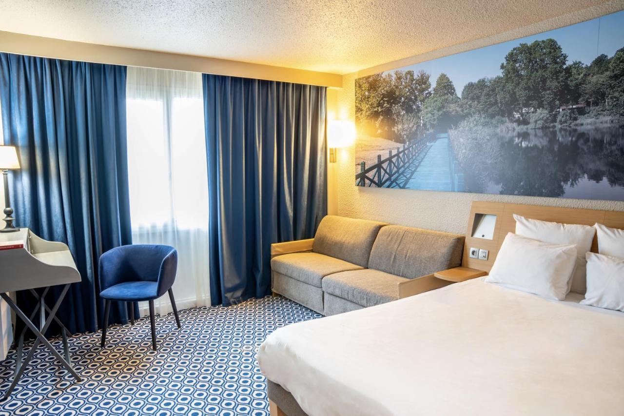 Novotel Sud La Source 4*
